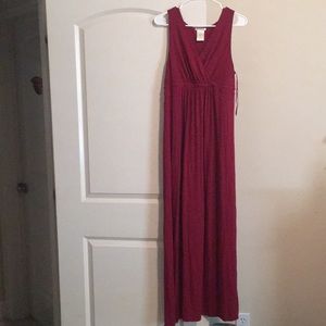 Maroon silky stretchy maxi dress